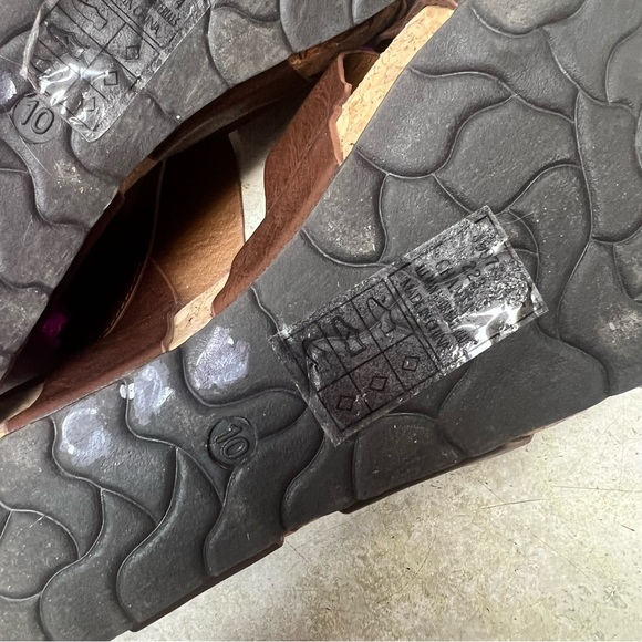 Pierre Dumas Women's Chantal-4 Wedge Sandal Sz 10 in Whiskey Like New! - Picture 10 of 10